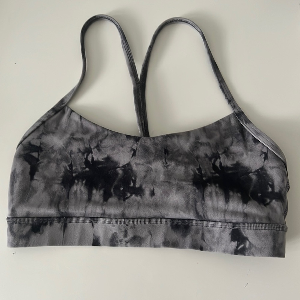 Lululemon Flow Y Nulu Bra